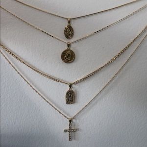 One chain necklace